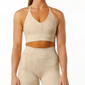 Alphalete Set In Hazelnut